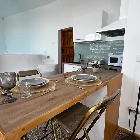 Ocean View Paradise Apartment